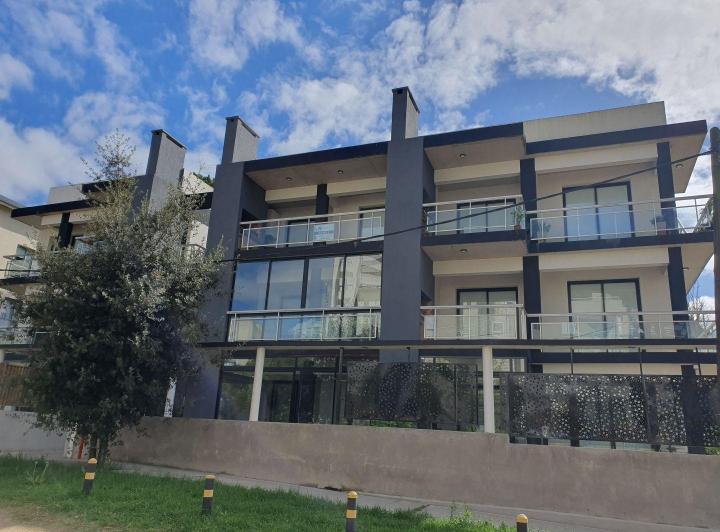 Departamento · 45m² · 2 Ambientes · 2 Cocheras