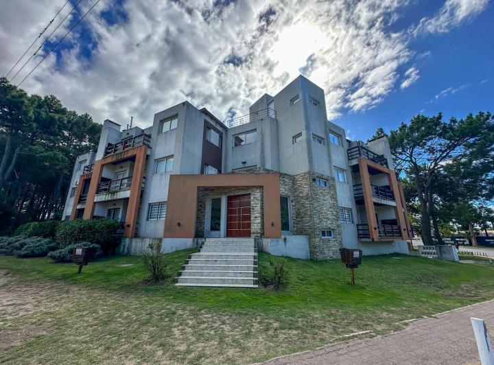 Departamento · 47m² · 2 Ambientes · 1 Cochera