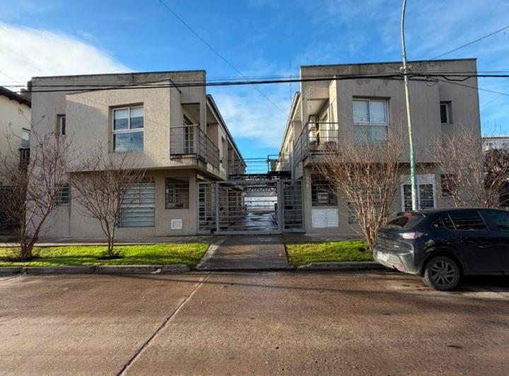 Departamento · 60m² · 2 Ambientes · 1 Cochera