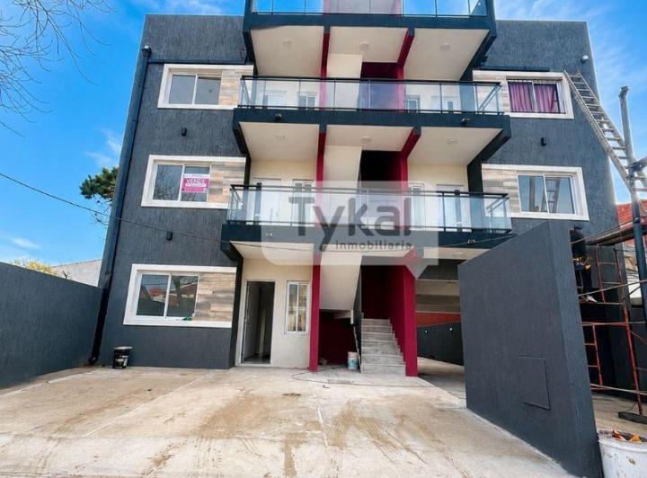 Departamento · 52m² · 3 Ambientes · 1 Cochera