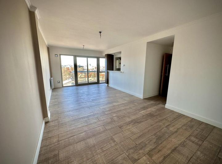 Departamento · 80m² · 3 Ambientes · 1 Cochera