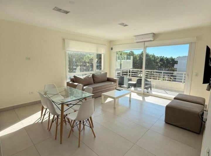 Departamento · 79m² · 3 Ambientes · 2 Cocheras