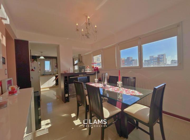 Departamento · 160m² · 4 Ambientes · 1 Cochera