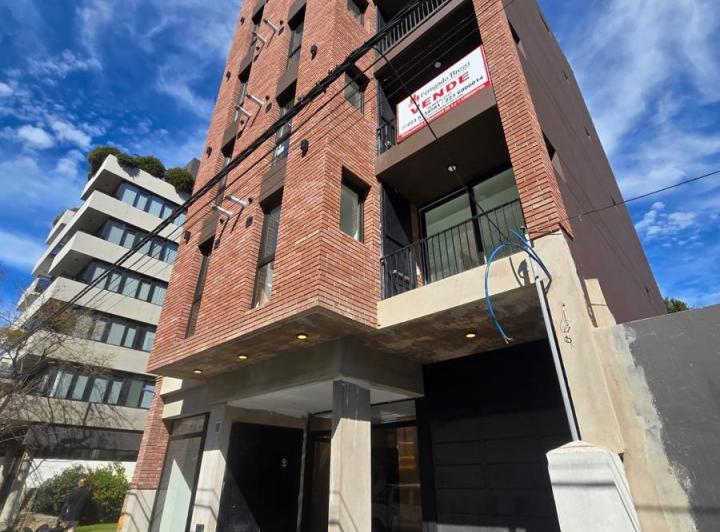 Departamento · 64m² · 3 Ambientes · 1 Cochera