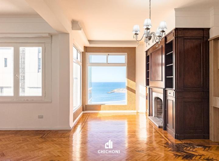 Departamento · 189m² · 4 Ambientes · 1 Cochera