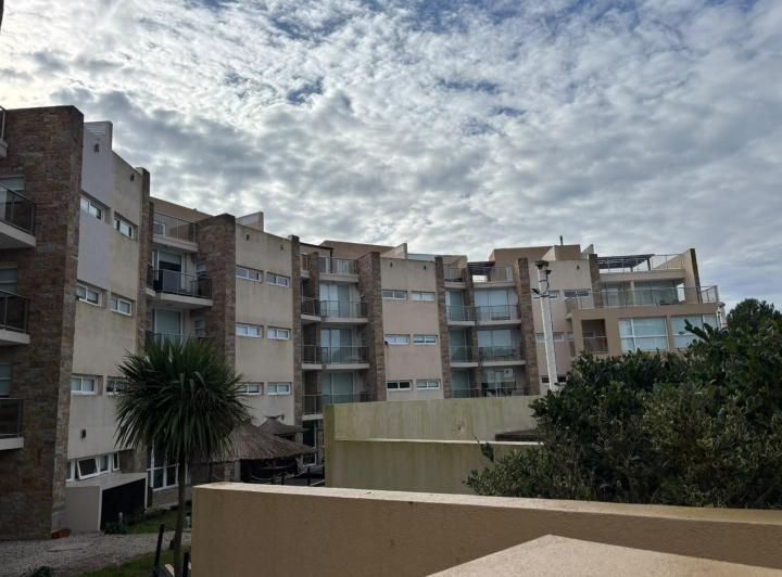 Departamento · 60m² · 3 Ambientes · 1 Cochera