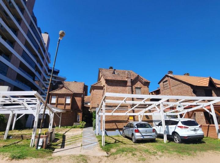 Departamento · 76m² · 4 Ambientes · 1 Cochera