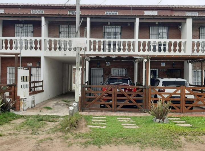 Departamento · 1m² · 4 Ambientes · 1 Cochera
