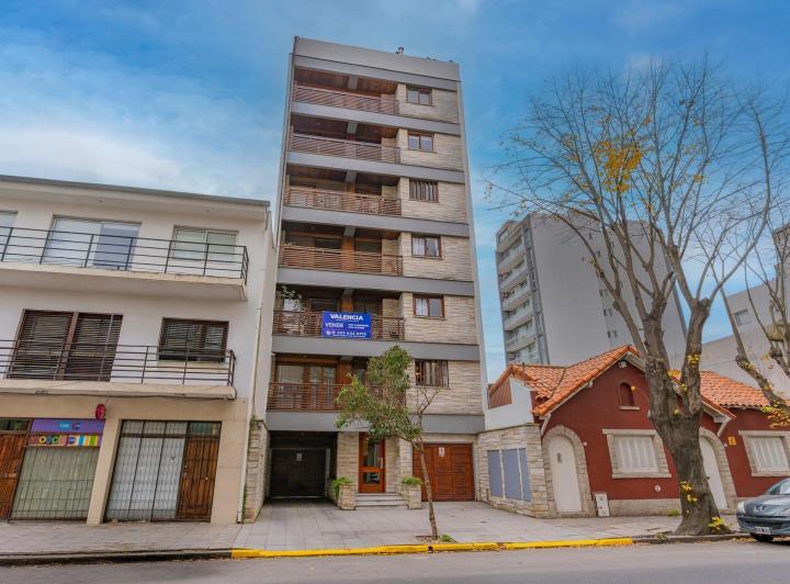 Departamento · 105m² · 4 Ambientes · 1 Cochera