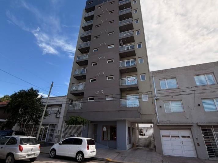 Departamento · 40m² · 2 Ambientes · 1 Cochera