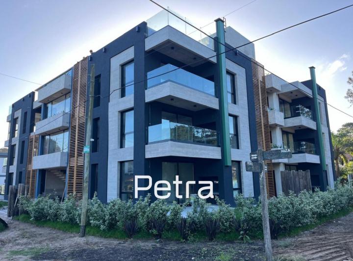 Departamento · 69m² · 2 Ambientes · 1 Cochera