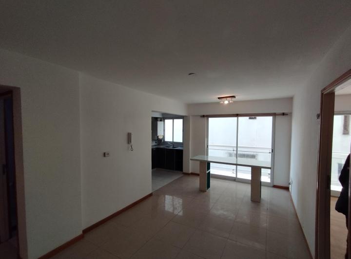 Departamento · 50m² · 2 Ambientes · 1 Cochera