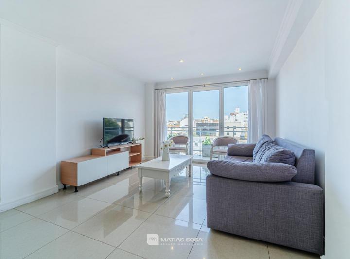 Departamento · 90m² · 4 Ambientes · 1 Cochera