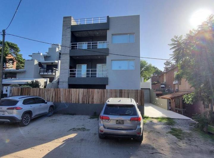Departamento · 50m² · 2 Ambientes · 1 Cochera