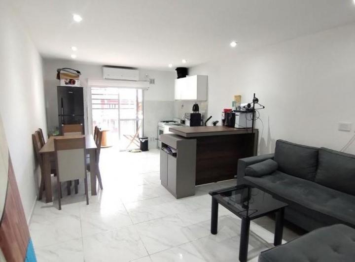 Departamento · 45m² · 2 Ambientes · 1 Cochera