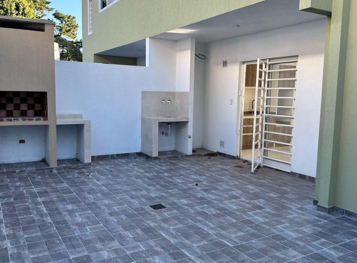 Departamento · 48m² · 3 Ambientes · 1 Cochera
