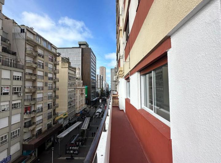 Departamento · 92m² · 4 Ambientes · 1 Cochera