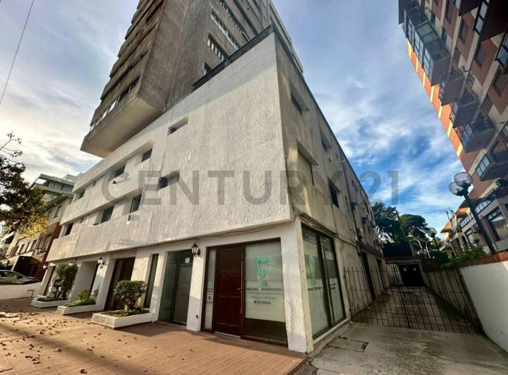 Departamento · 80m² · 2 Ambientes · 1 Cochera
