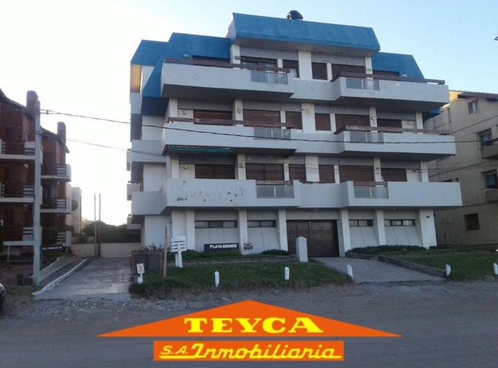 Departamento · 80m² · 3 Ambientes · 1 Cochera