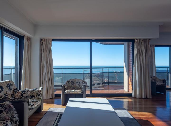 Departamento · 190m² · 4 Ambientes · 2 Cocheras
