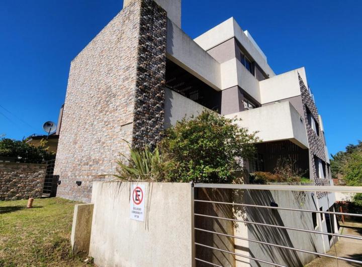 Departamento · 44m² · 3 Ambientes · 1 Cochera