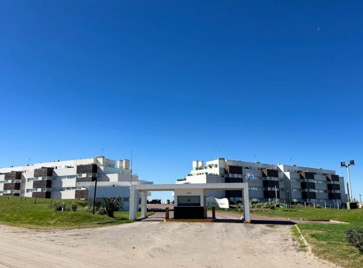 Departamento · 90m² · 4 Ambientes · 1 Cochera