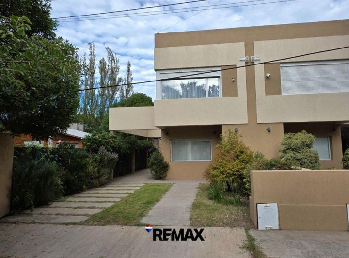 Departamento · 97m² · 4 Ambientes · 2 Cocheras
