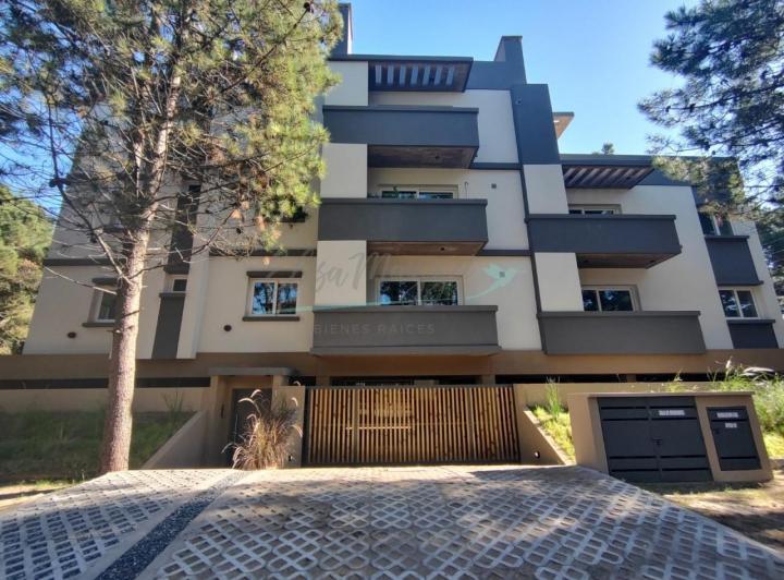 Departamento · 76m² · 3 Ambientes · 1 Cochera