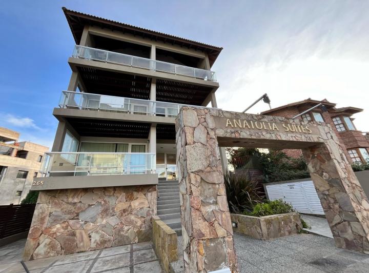 Departamento · 40m² · 2 Ambientes · 1 Cochera
