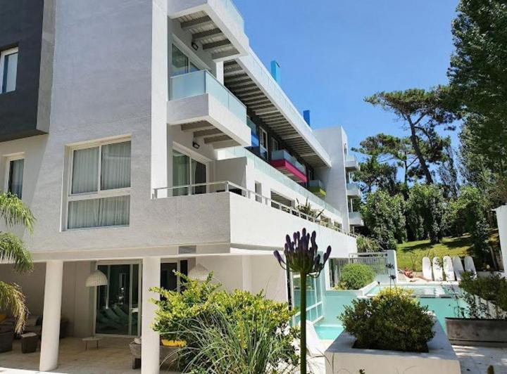 Departamento · 90m² · 4 Ambientes · 2 Cocheras
