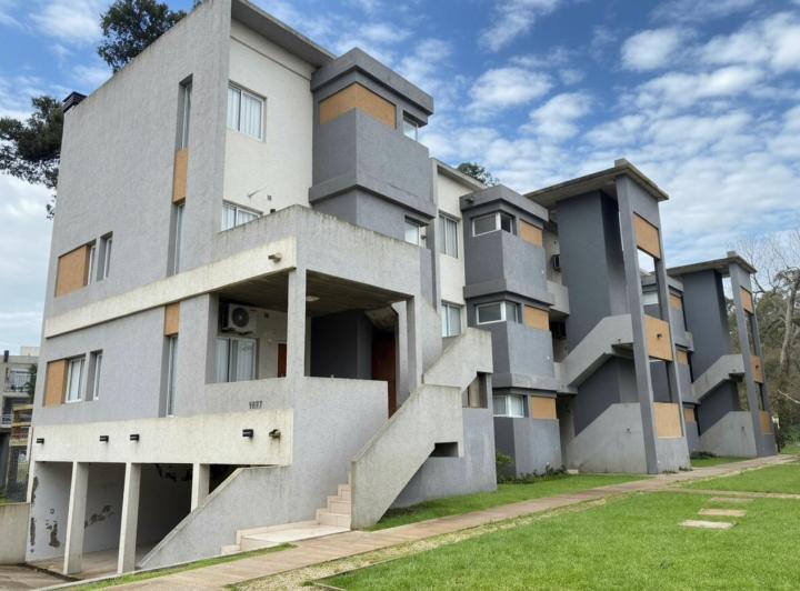 Departamento · 80m² · 3 Ambientes · 1 Cochera