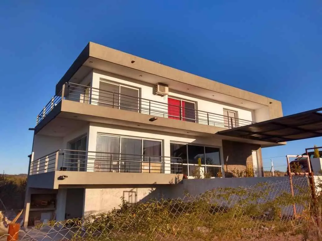 Casa Nueva Barrio Cerrado Venturia Carlos Paz con Vista y Cochera Doble