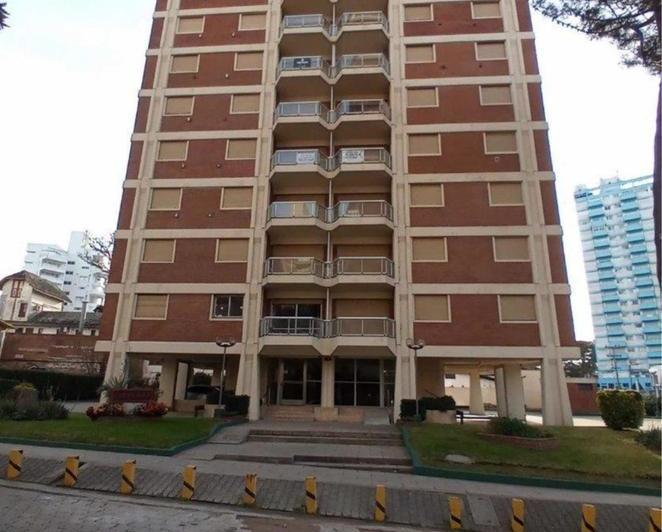 Departamento · 85m² · 4 Ambientes · 1 Cochera