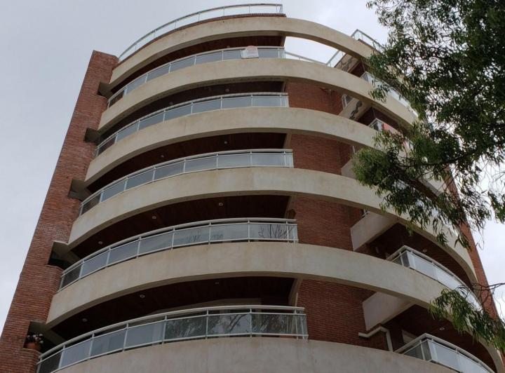 Departamento · 110m² · 4 Ambientes · 1 Cochera