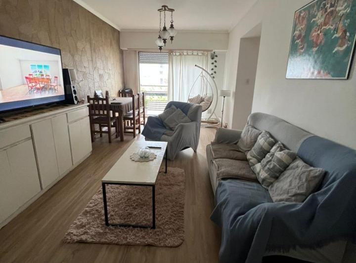Departamento · 75m² · 4 Ambientes