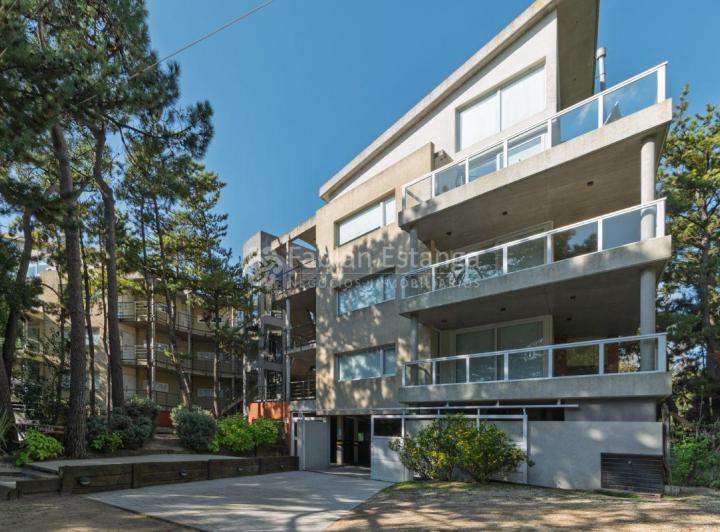 Departamento · 64m² · 2 Ambientes · 1 Cochera