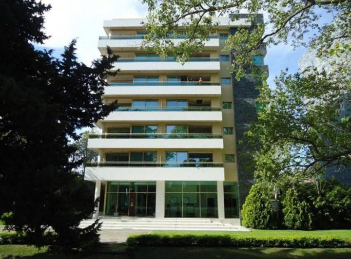 Departamento · 63m² · 3 Ambientes · 1 Cochera