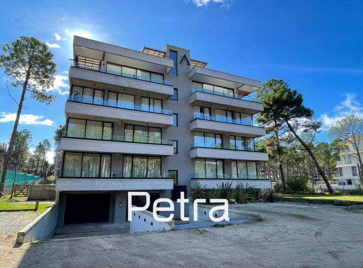 Departamento · 76m² · 3 Ambientes · 1 Cochera