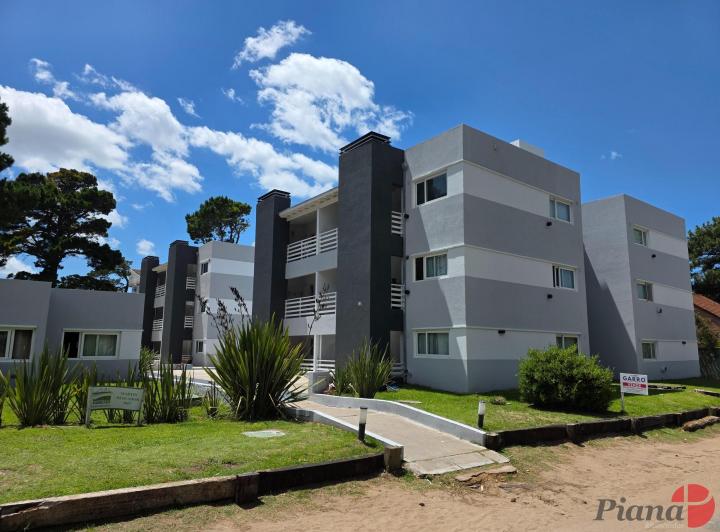Departamento · 64m² · 2 Dormitorios · 1 Cochera