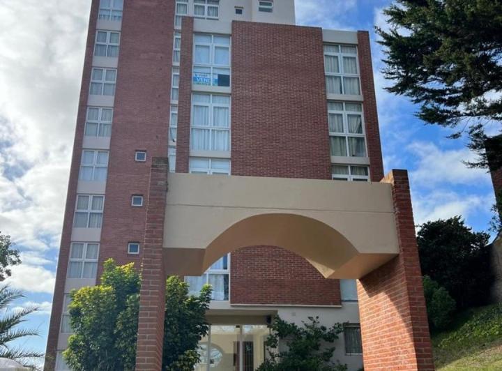 Departamento · 32m² · 2 Ambientes · 1 Cochera