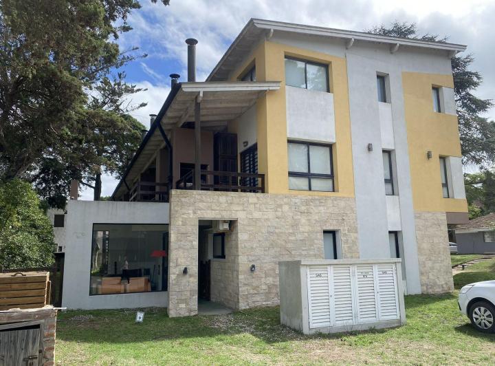 Departamento · 75m² · 3 Ambientes · 1 Cochera