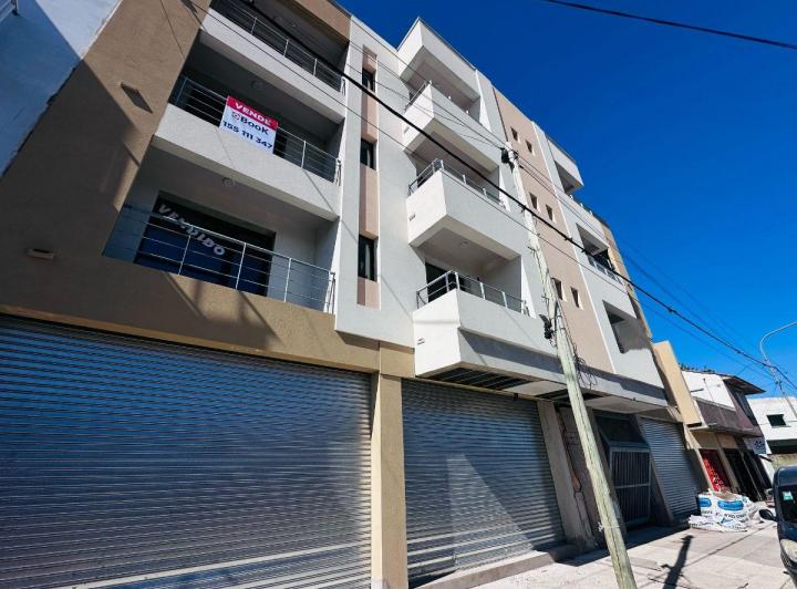 Departamento · 56m² · 2 Ambientes · 1 Cochera