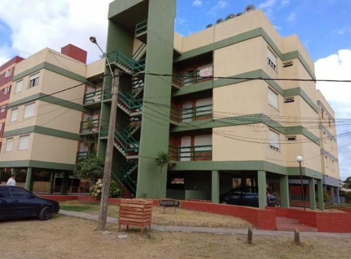 Departamento · 40m² · 2 Ambientes · 1 Cochera