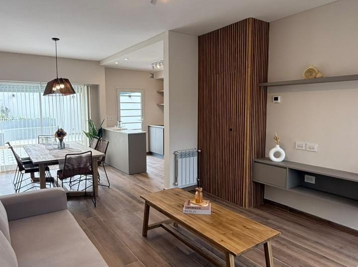 Departamento · 80m² · 4 Ambientes · 2 Cocheras