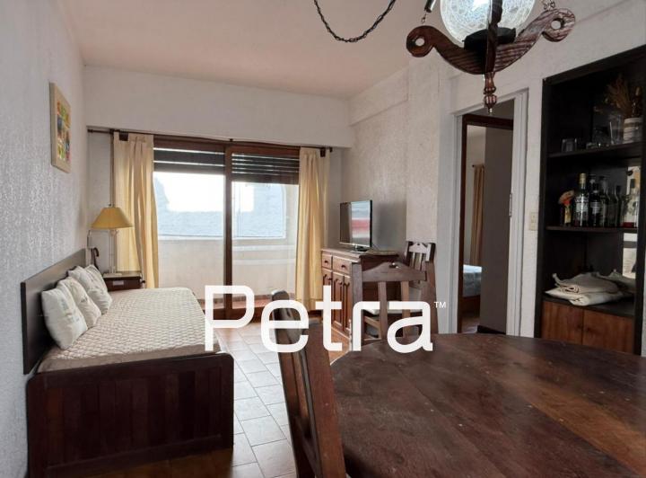 Departamento · 34m² · 2 Ambientes · 1 Cochera