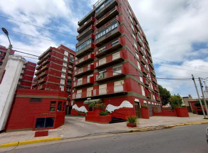Departamento · 42m² · 2 Ambientes · 1 Cochera