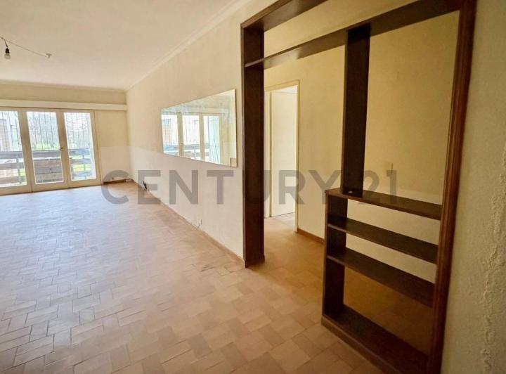 Departamento · 85m² · 4 Ambientes · 1 Cochera