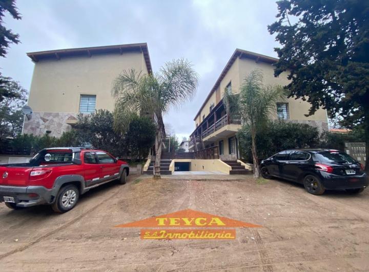 Departamento · 79m² · 4 Ambientes · 1 Cochera