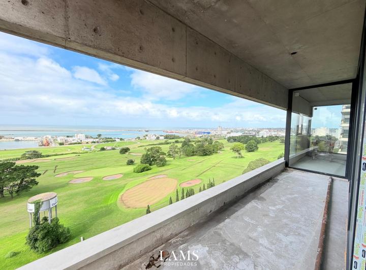 Departamento · 12m² · 4 Ambientes · 1 Cochera