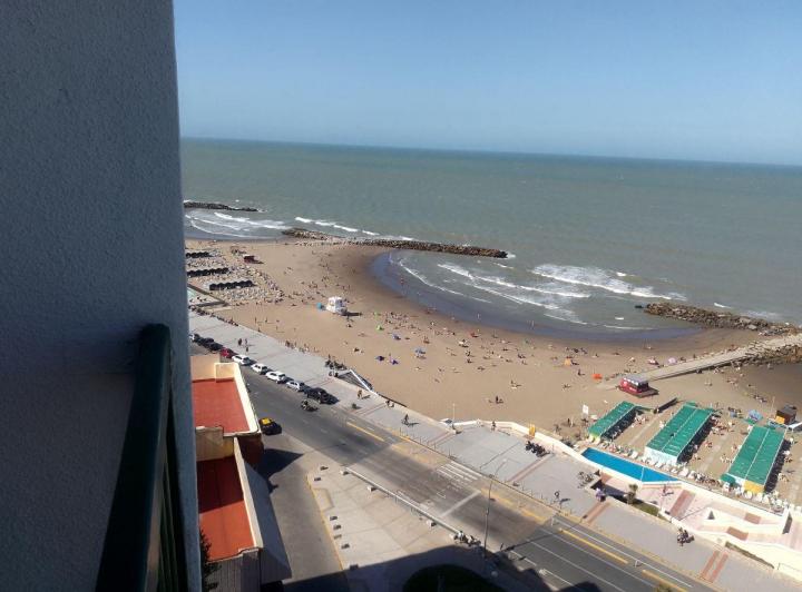Departamento · 80m² · 3 Ambientes · 1 Cochera